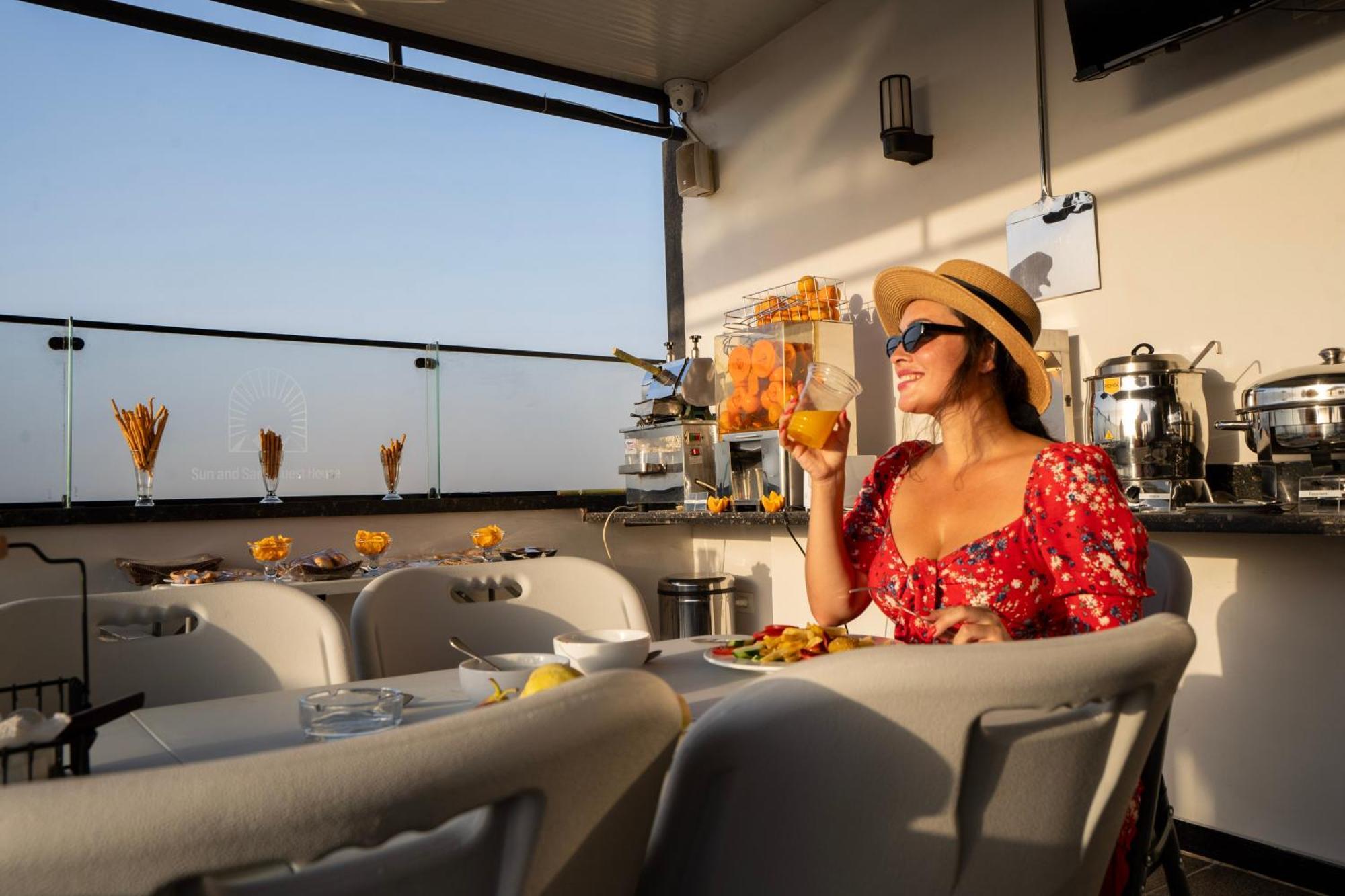 Sun And Sand Guest House Kafret el-Gabal エクステリア 写真